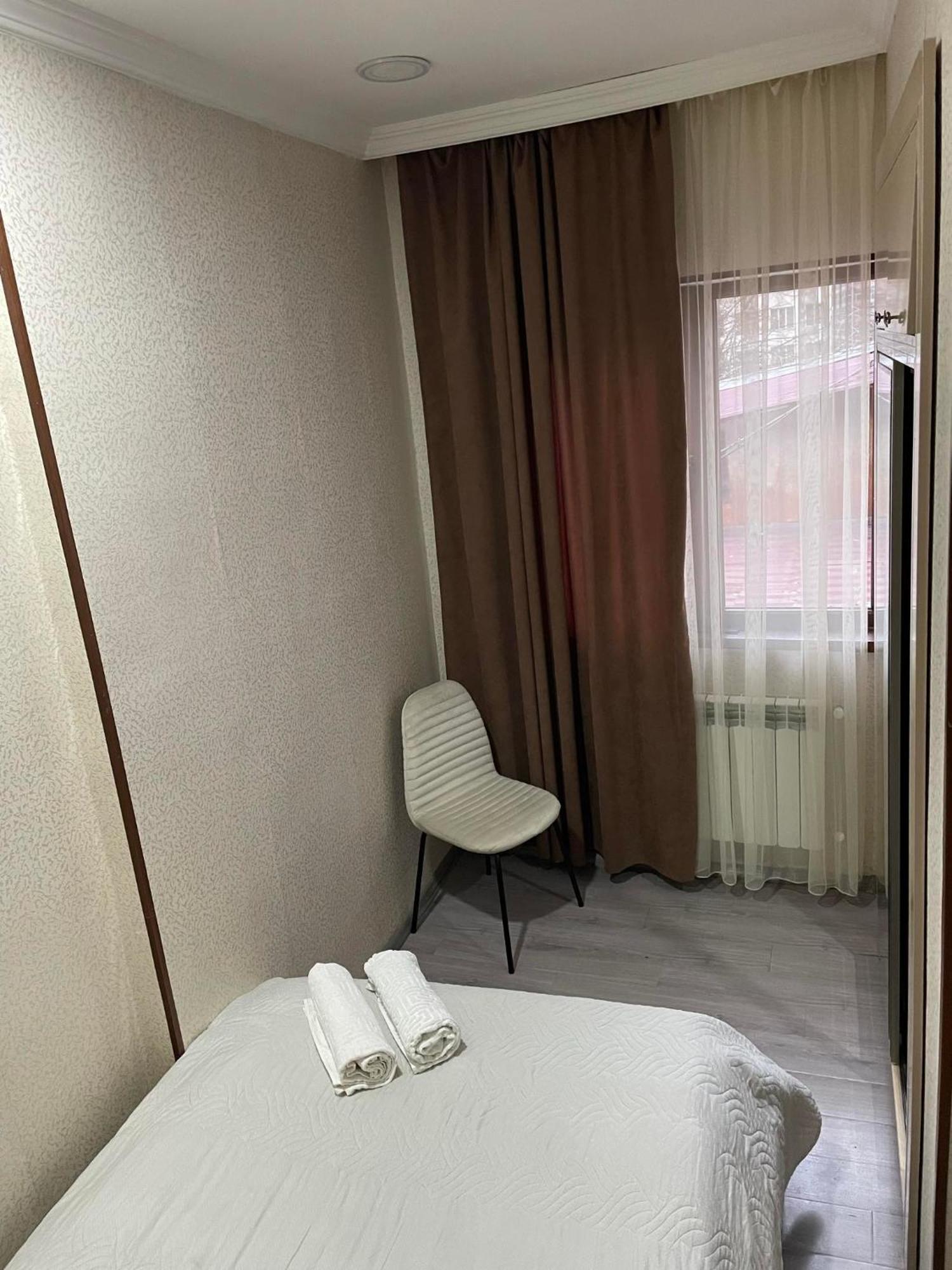 Guest House Ana Borjomi ภายนอก รูปภาพ